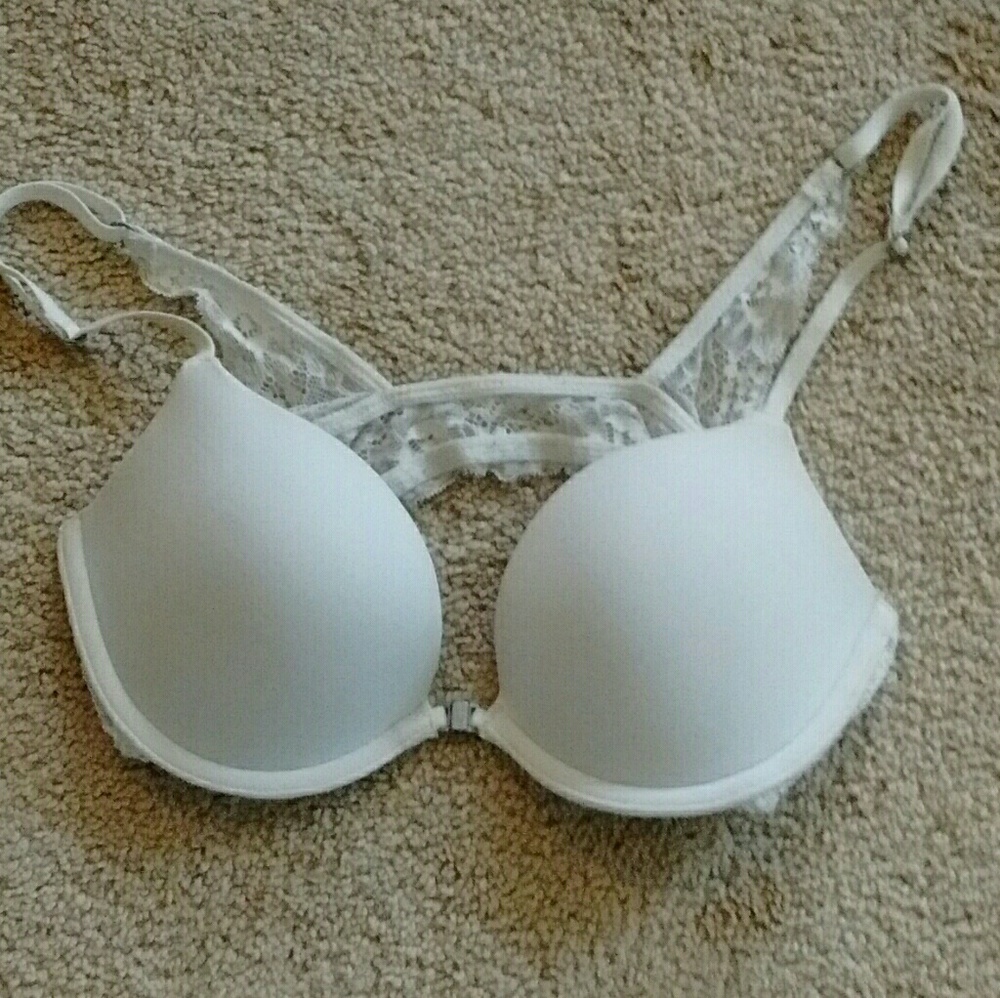 Gilly Hicks Push Em' Up Plunge